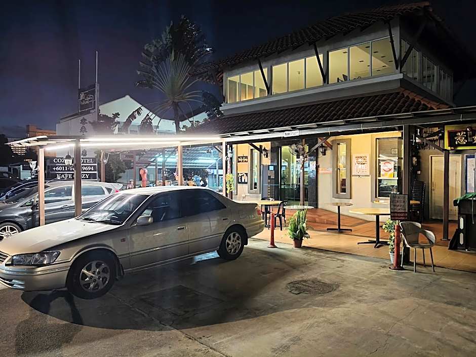 COZZY MOTEL