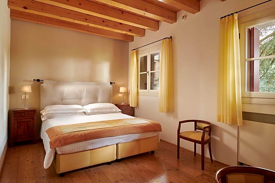 Hotel Villa Lovi