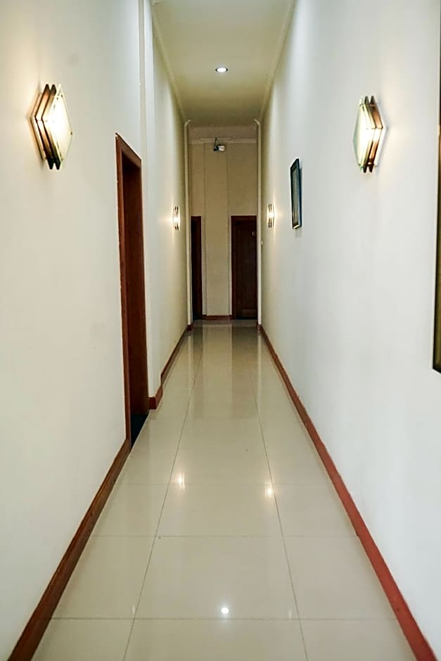 Urbanview Hotel Syariah Ratu Elok Banjarbaru by RedDoorz