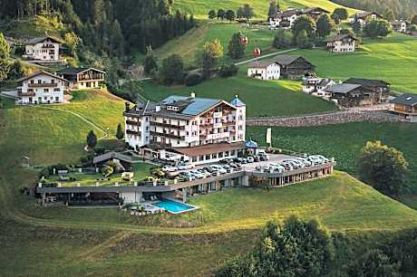 Rainell Dolomites Retreat