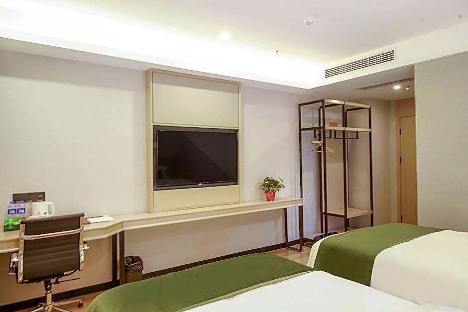 GreenTree Inn Exhibition Center University Road Hotel