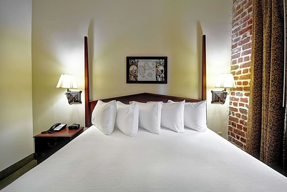 Embassy Suites by Hilton Charleston Historic District