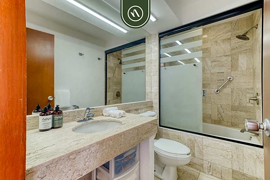 2BR Condo with Private Blacony - Oceean View