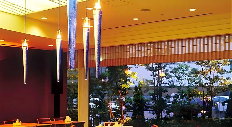 Cypress Garden Hotel