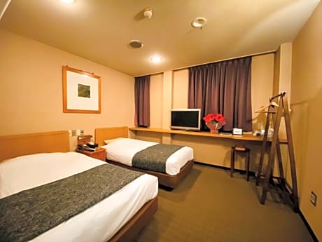 Economy Twin Room