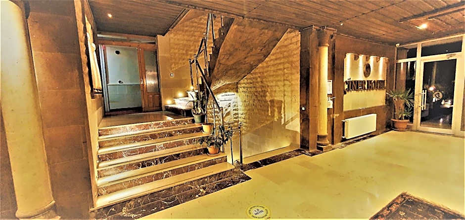 Ciner Hotel