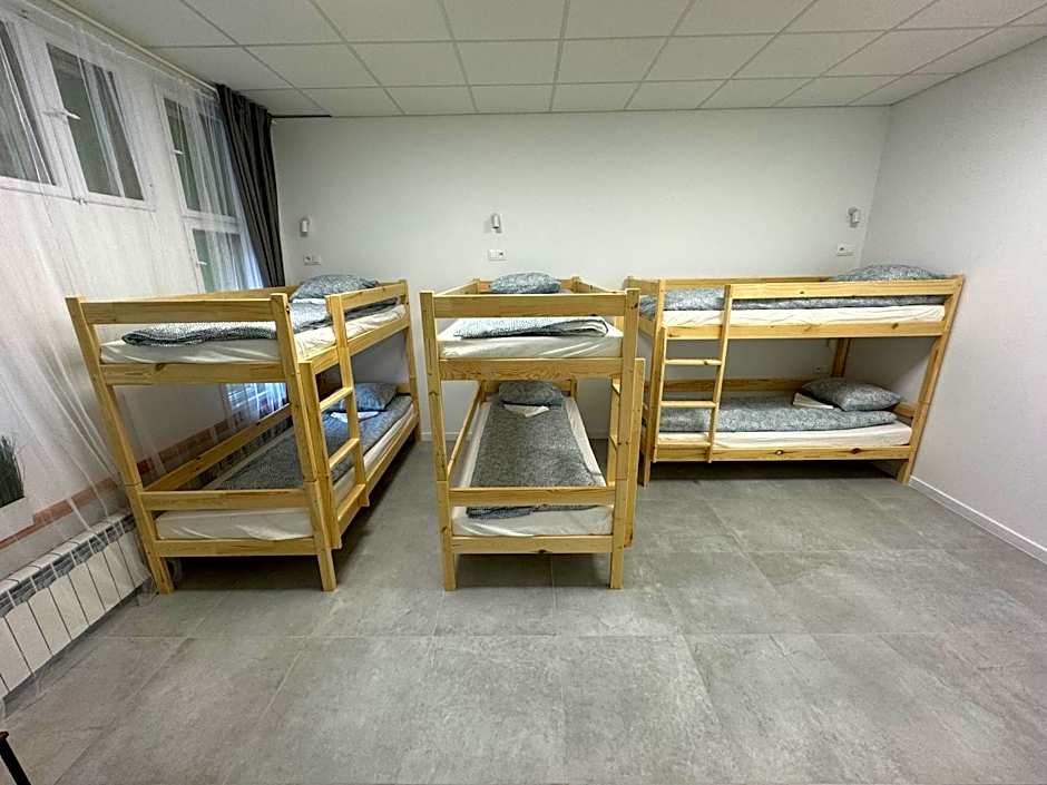 Green Hostel Katowice - 24h Parking