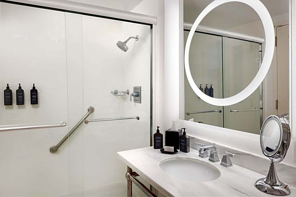 Sheraton Jacksonville Hotel