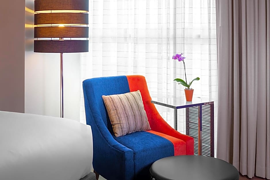 Hotel Indigo Gainesville-Celebration Pointe By IHG