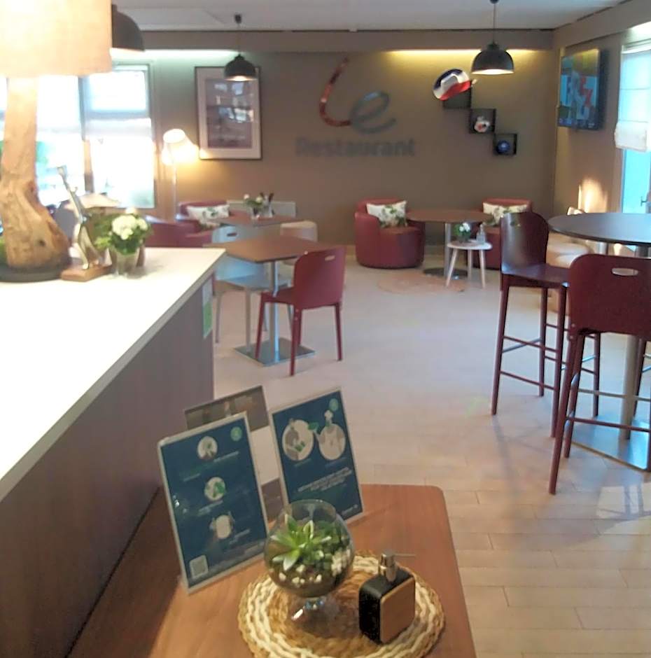 Hotel Campanile Saint-Malo  Saint-Jouan-Des-Guerets