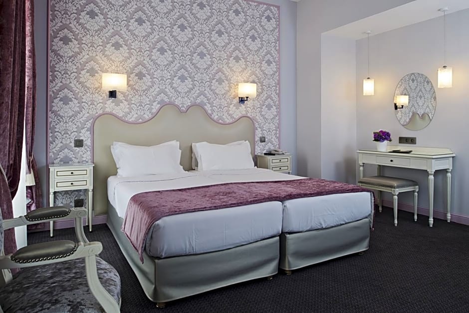 Hotel Saint Petersbourg Opera