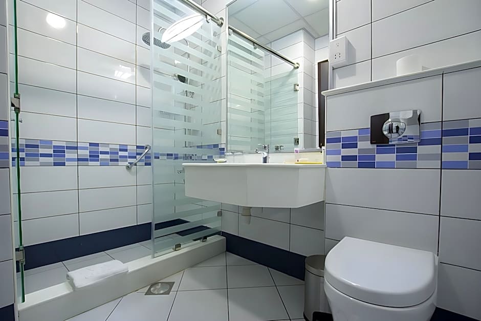 TIME Express Hotel Al Khan