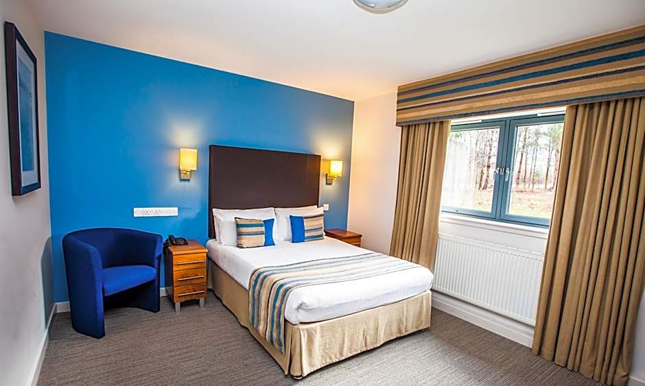 Stirling Court Hotel