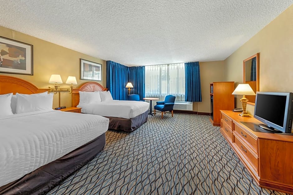 Clarion Hotel Anaheim Resort