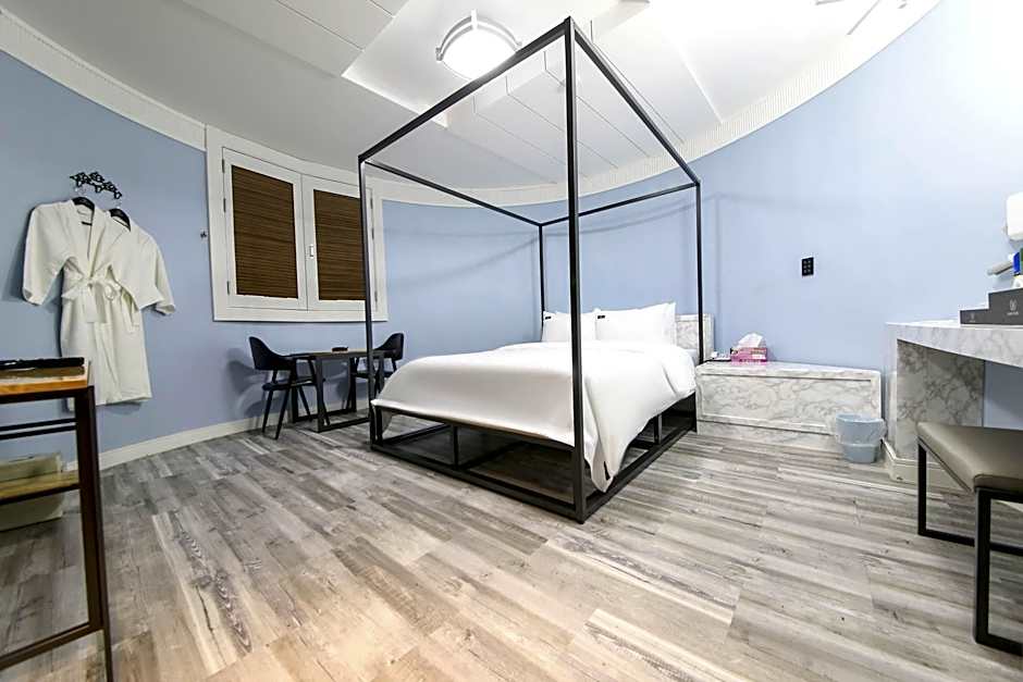 Dangjin Blanc Hotel