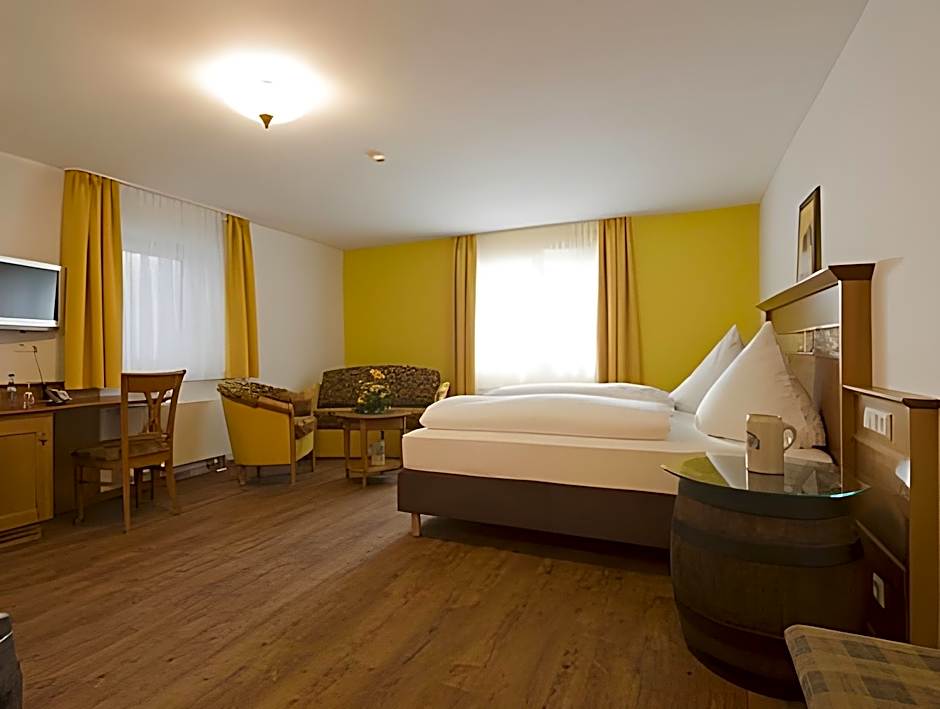 Land-gut-Hotel Landgasthof zur Rose