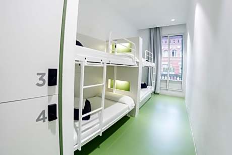 4-Bed Mixed Dormitory Room