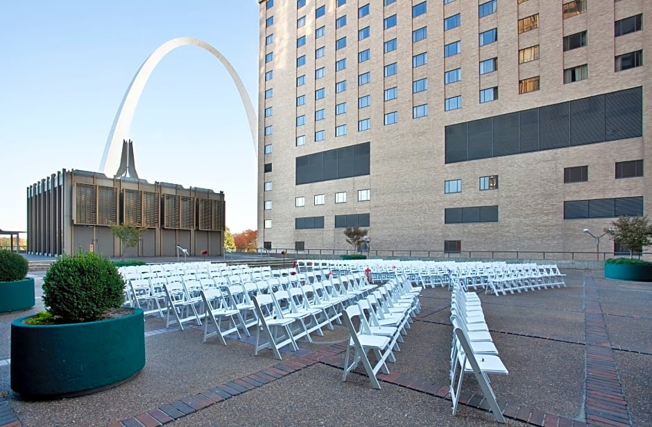 City Place St. Louis - Downtown Hotel