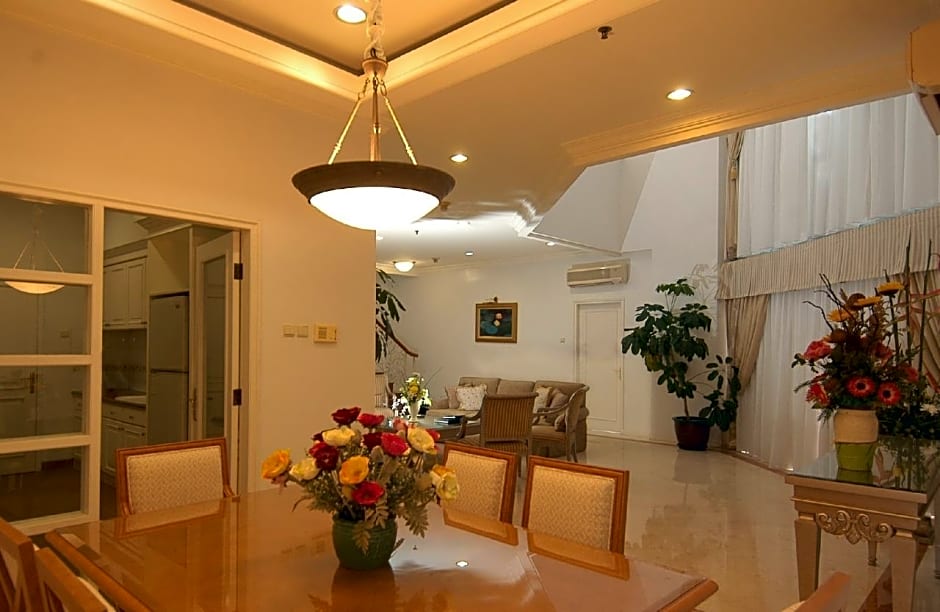 Photo 1 of 2 of Penthouse