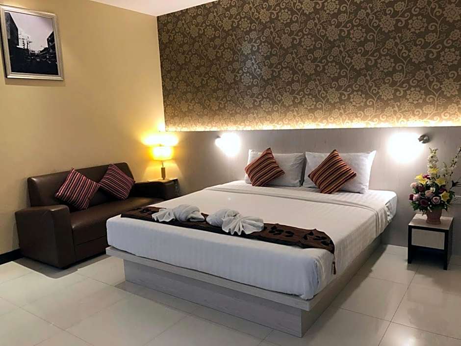 G2 Hotel Group