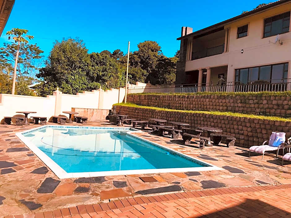 Jay and Bee Guesthouse