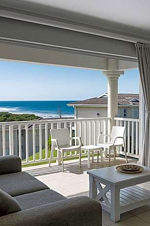 Hello Holiday at 4 Boboyi Mangrove Beach Estate