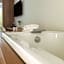 Live Hotel Boutique (Adults only)