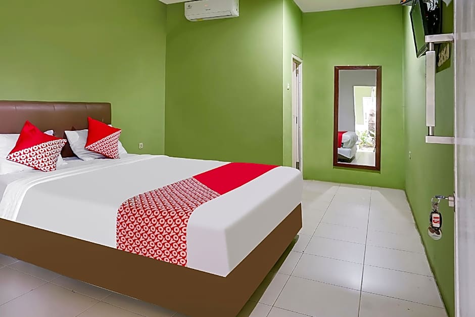 OYO Life 91027 Note Hotel Syariah