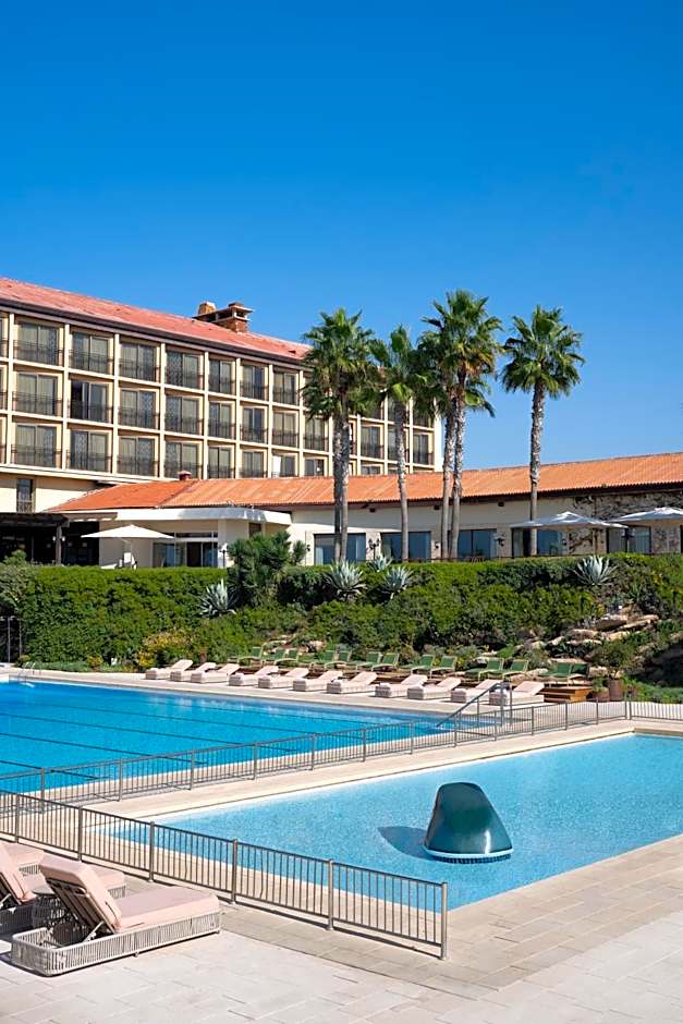 Dan Accadia Herzliya Hotel