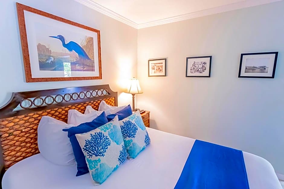 Coconut Palm Inn