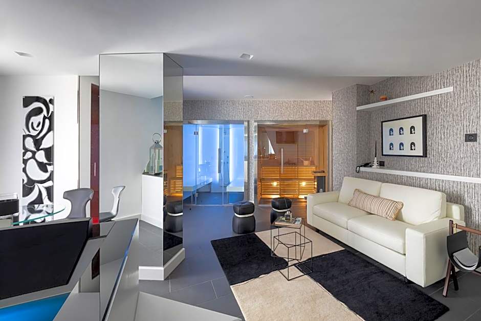 LHP Napoli Palace & SPA