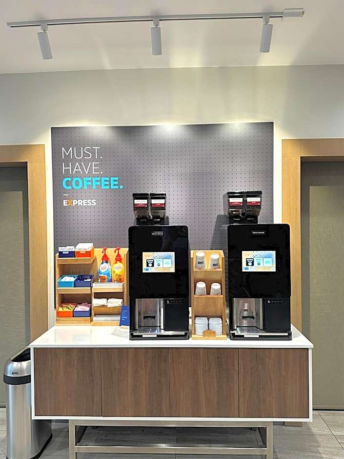 Holiday Inn Express Hattiesburg West Univ Area By IHG