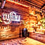 Yushili Hotel & Restaurant