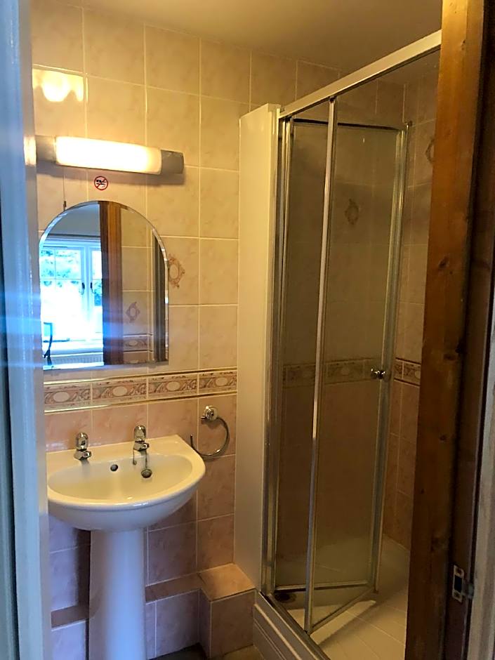 Sir Alfred Munnings Hotel