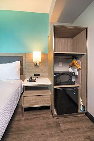 King Room - Disability Access/Non-Smoking