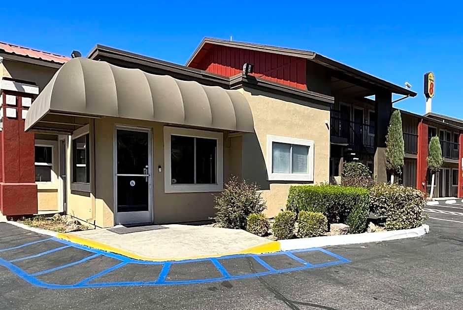 Photo 1 of 50 of Super 8 by Wyndham Red Bluff