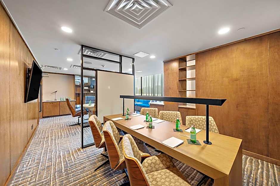 Hilton College Station And Conference Center