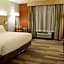 Holiday Inn Express & Suites Lexington Park California By IHG