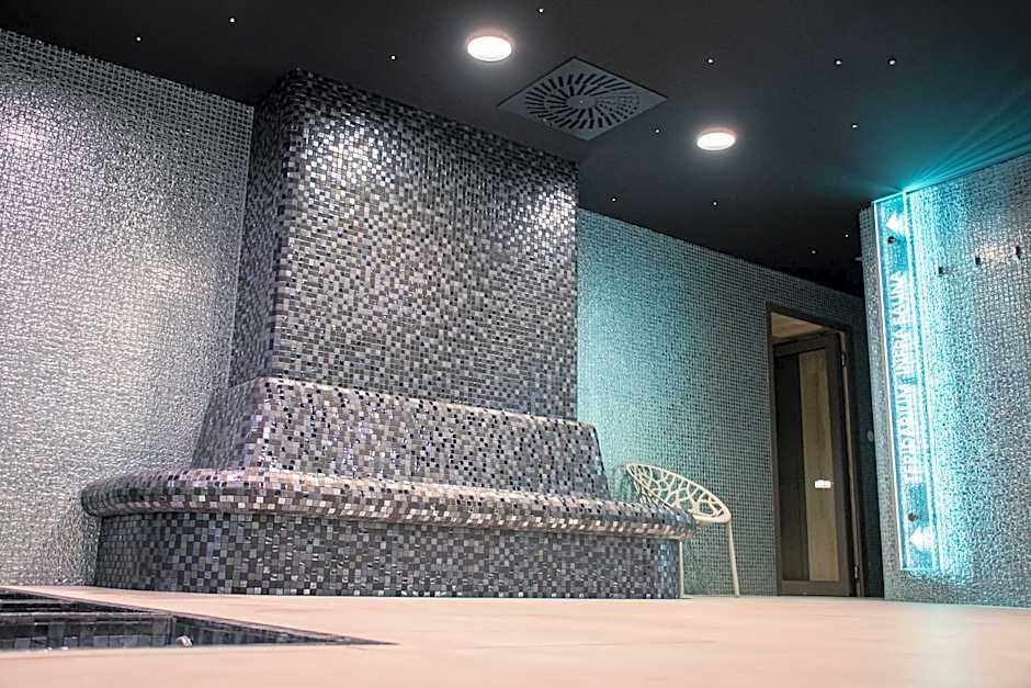 RM Hotel Wellness & Congress