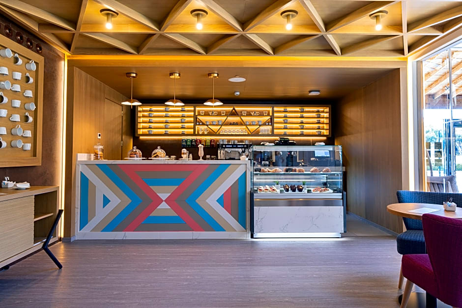 Hipotels Barrosa Palace