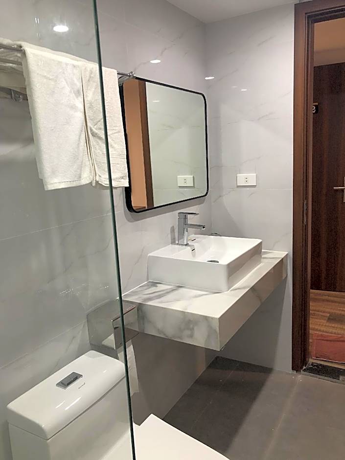 Central Halong Hotel