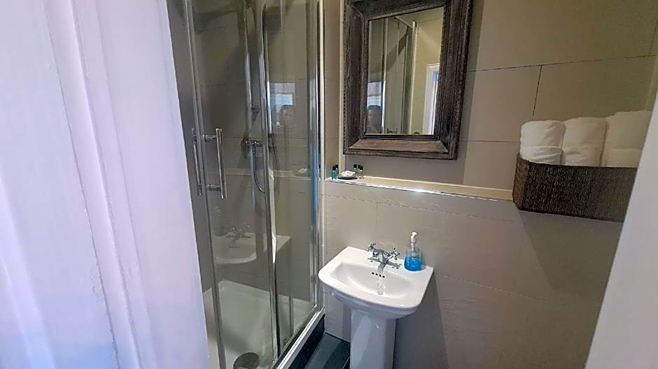 Kings Boutique Hotel