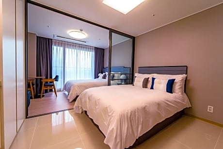 Deluxe Premium Ocean View Room