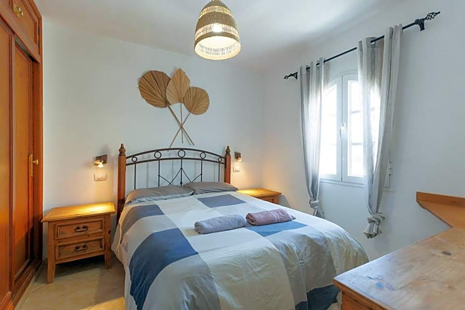 Pura Vida Surf House