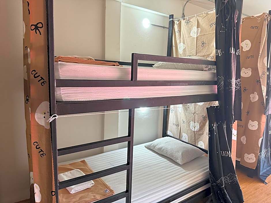 Labkoff cafe and Hostel