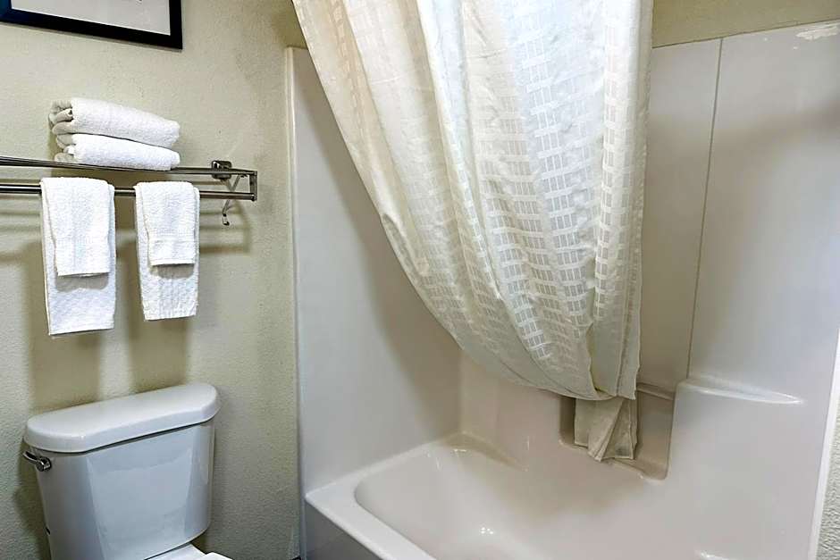 OYO Hotel Rome West GA