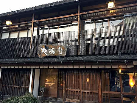 Tobaya Ryokan