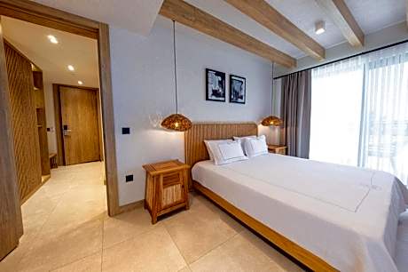 Family Room with Sea View