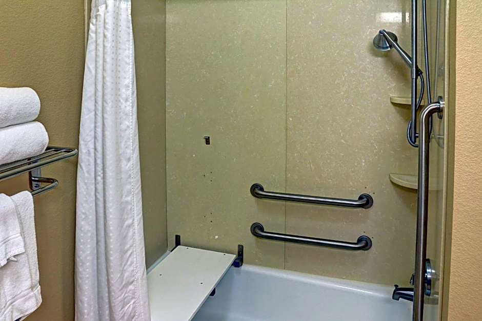 Holiday Inn Express Hotel & Suites Texarkana East By IHG