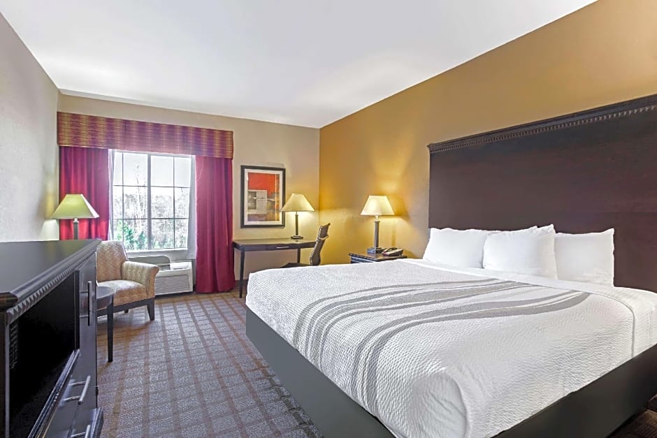 La Quinta Inn & Suites by Wyndham Mobile Satsuma / Saraland